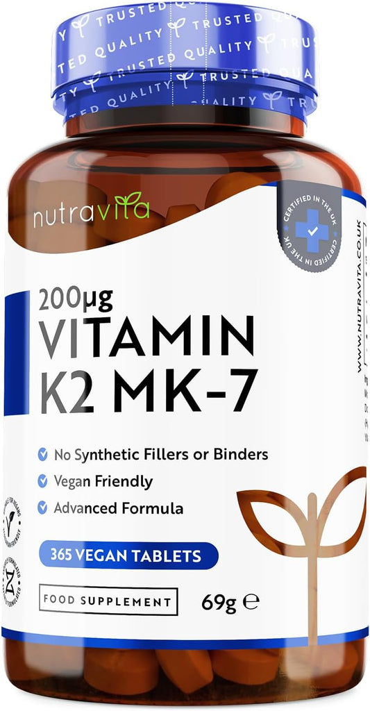 Vitamina K2 MK-7 200mcg – Fornitura di 365 Micro Compresse Vegane per un Anno – Vitamina K2 Premium in Forma MK 7 Biodisponibile (Menachinone-7) - Nutravita