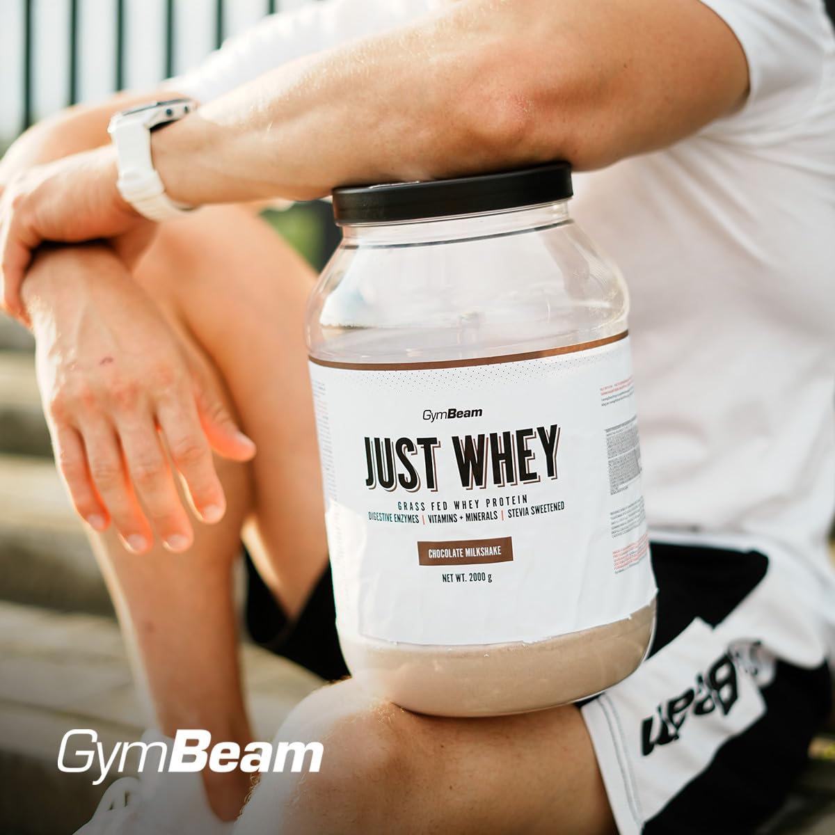 GymBeam Just Whey, Proteine in Polvere Multicomponente da Siero di Latte, Concentrato e Idrolizzato, 22,4g Proteine per Dose, con BCAA e Amminoacidi Essenziali (1000 g, Chocolate Milkshake)