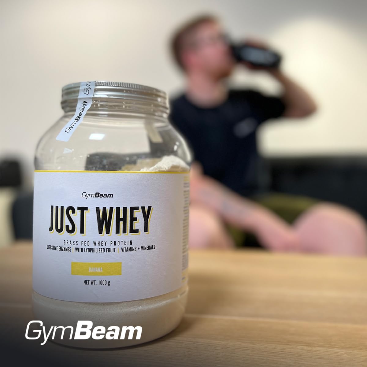 GymBeam Just Whey, Proteine in Polvere Multicomponente da Siero di Latte, Concentrato e Idrolizzato, 22,4g Proteine per Dose, con BCAA e Amminoacidi Essenziali (1000 g, Chocolate Milkshake)