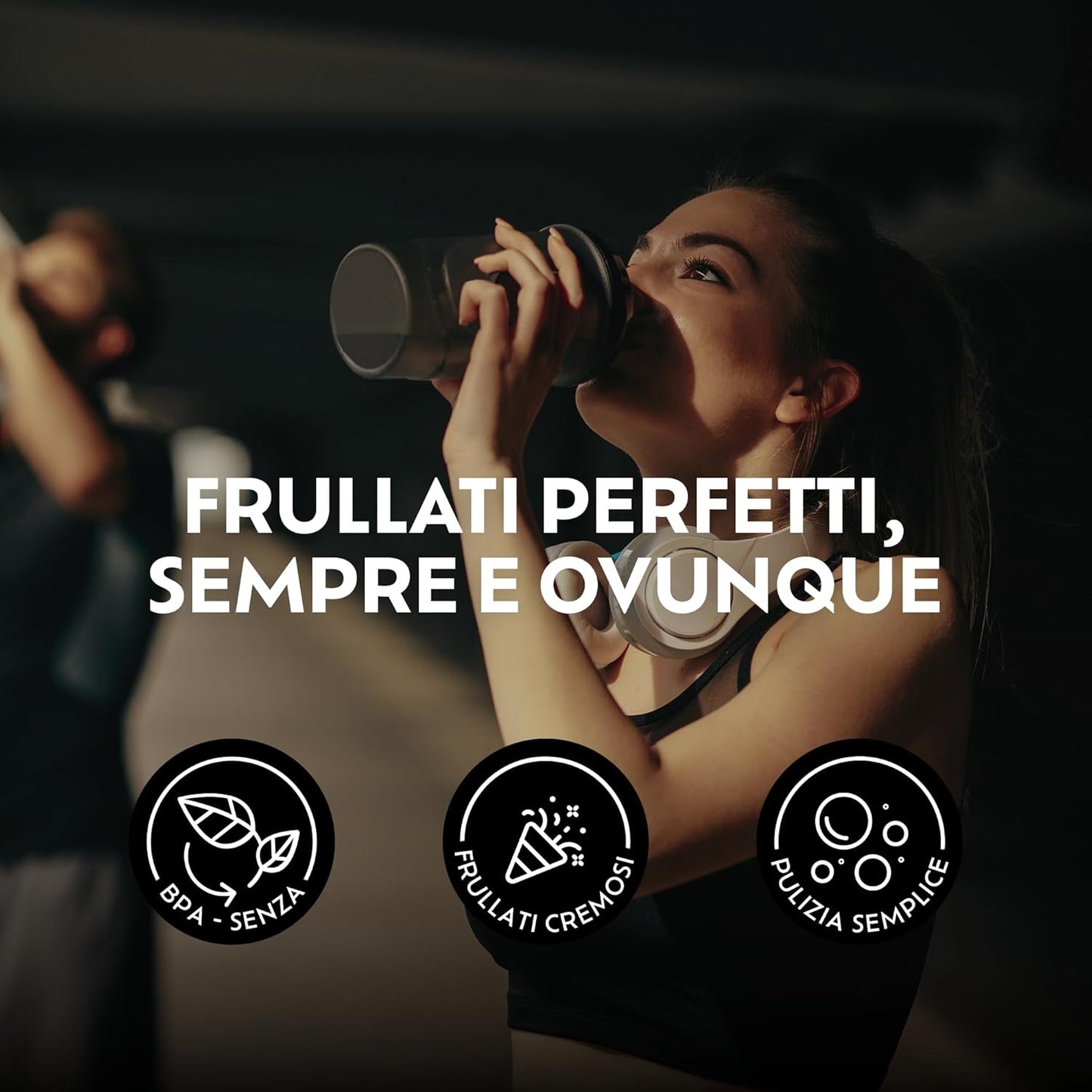 foodspring - Shaker proteine 500ml BPA-free - Borraccia shaker bevande proteiche con tappo a vite, setaccio e scala misurazione - Bottiglia shaker fitness e palestra lavabile in lavastoviglie - nero